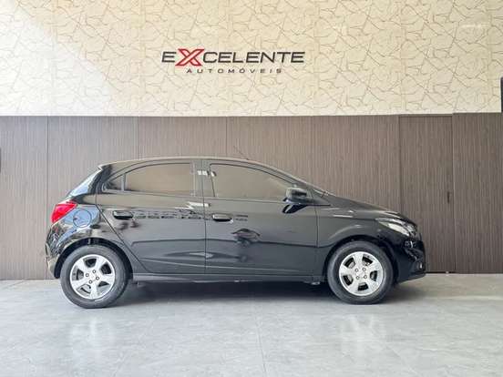 CHEVROLET-ONIX-2019