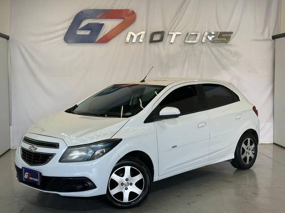 CHEVROLET ONIX 1.4 MPFI LT 8V FLEX 4P AUTOMÁTICO