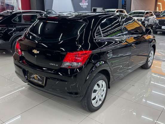 CHEVROLET-ONIX-1.4 MPFI LT 8V FLEX 4P MANUAL CHEVROLET-ONIX-2015