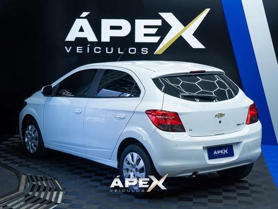 CHEVROLET-ONIX-1.4 MPFI LT 8V FLEX 4P MANUAL CHEVROLET-ONIX-2015