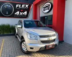 CHEVROLET S10 2.5 LT 4X4 CD 16V FLEX 4P MANUAL CHEVROLET S10 2.5 LT 4X4 CD 16V FLEX 4P MANUAL