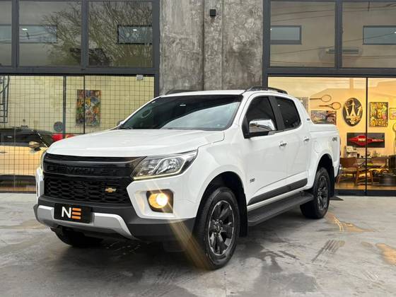 CHEVROLET S10 2.8 16V TURBO DIESEL HIGH COUNTRY CD 4X4 AUTOMÁTICO