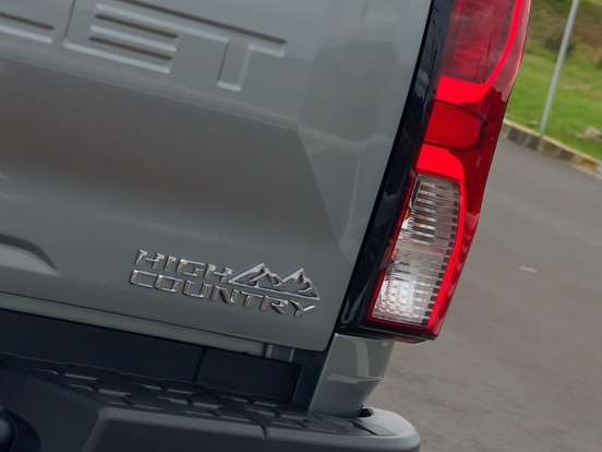 CHEVROLET-S10-2.8 16V TURBO DIESEL HIGH COUNTRY CD 4X4 AUTOMÁTICO CHEVROLET-S10-2025