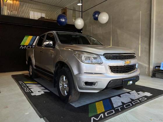 CHEVROLET S10 2.8 LS 4X4 CD 16V TURBO DIESEL 4P MANUAL