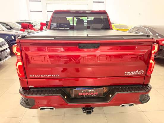 CHEVROLET-SILVERADO-5.3 V8 GASOLINA 1500 HIGH COUNTRY 4X4 AUTOMÁTICO CHEVROLET-SILVERADO-2023