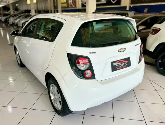 CHEVROLET-SONIC-1.6 LT 16V FLEX 4P MANUAL CHEVROLET-SONIC-2014