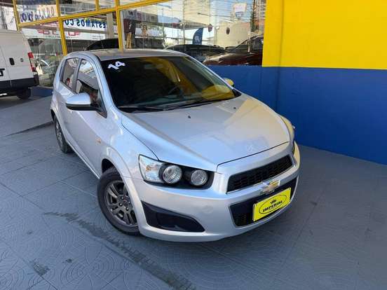 CHEVROLET-SONIC-2013