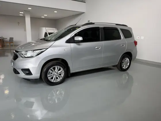 CHEVROLET SPIN 1.8 LT 8V FLEX 4P MANUAL