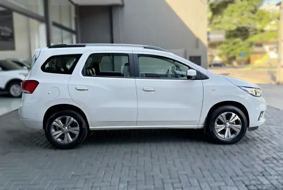 CHEVROLET-SPIN-1.8 PREMIER 8V FLEX 4P AUTOMÁTICO CHEVROLET-SPIN-2022
