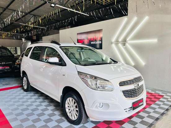 CHEVROLET-SPIN-2013