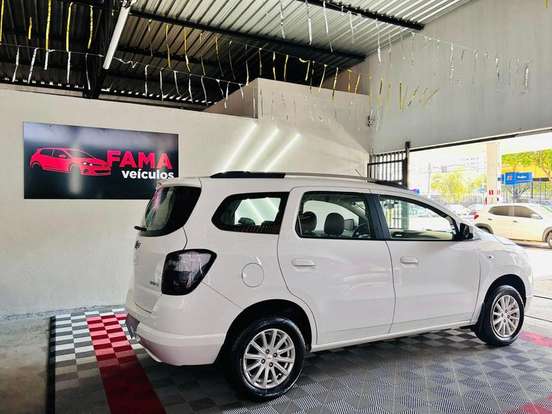 CHEVROLET-SPIN-1.8 ADVANTAGE 8V FLEX 4P AUTOMÁTICO CHEVROLET-SPIN-2013
