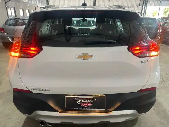 CHEVROLET-TRACKER-2020