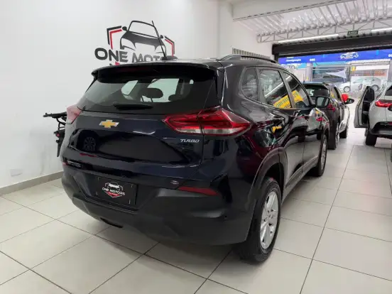 CHEVROLET-TRACKER-2021