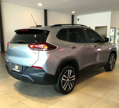 CHEVROLET-TRACKER-2024
