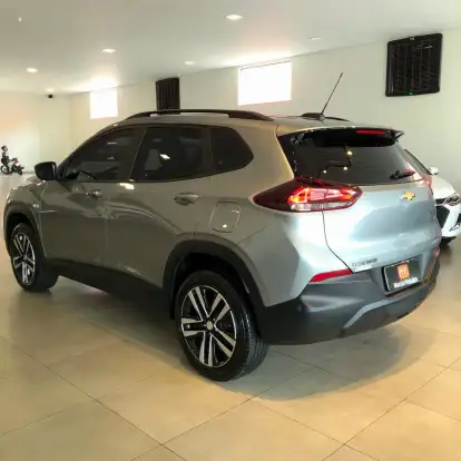 CHEVROLET-TRACKER-2024