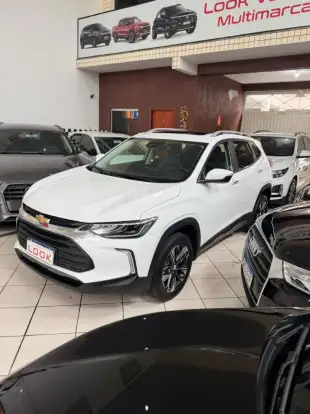 CHEVROLET-TRACKER-2023