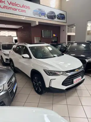 CHEVROLET-TRACKER-2023
