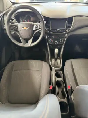 CHEVROLET-TRACKER-2018