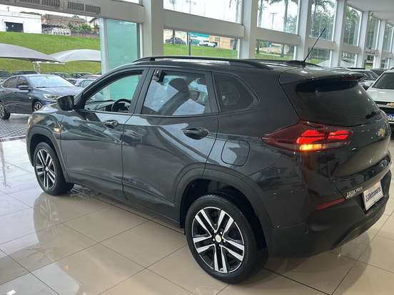CHEVROLET-TRACKER-2024