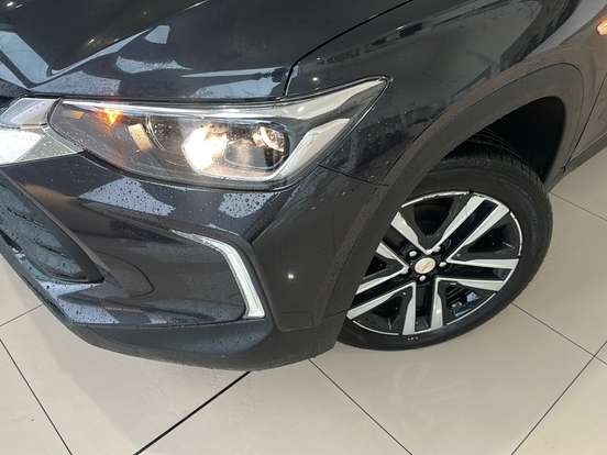 CHEVROLET-TRACKER-2024