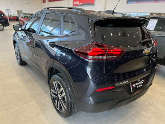 CHEVROLET-TRACKER-2023