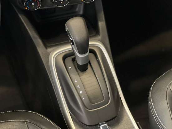 CHEVROLET-TRACKER-2023