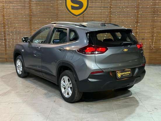 CHEVROLET-TRACKER-2022