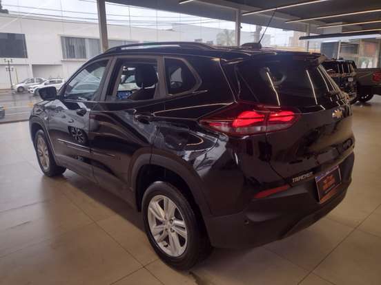 CHEVROLET-TRACKER-2022