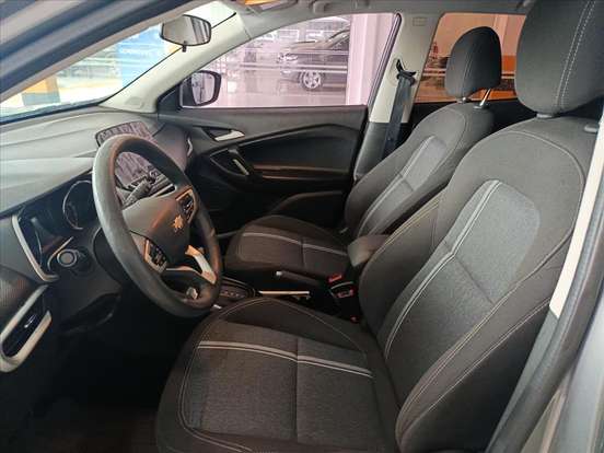 CHEVROLET-TRACKER-2023