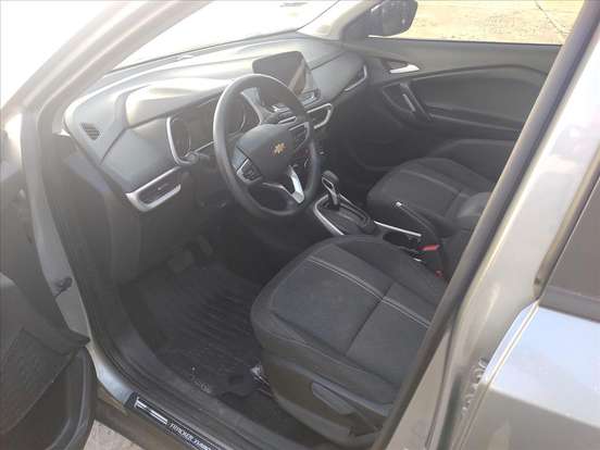 CHEVROLET-TRACKER-2023
