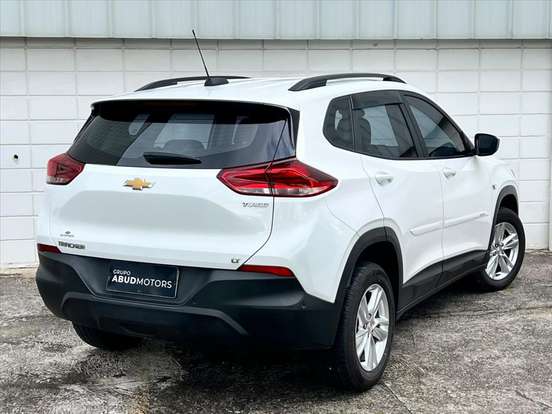 CHEVROLET-TRACKER-2021