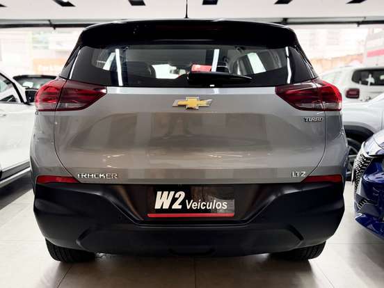 CHEVROLET-TRACKER-2025