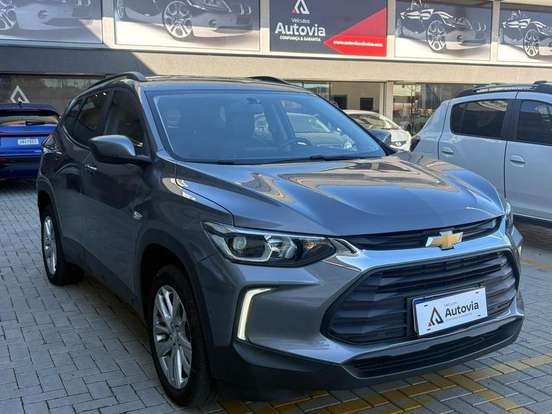CHEVROLET-TRACKER-2021