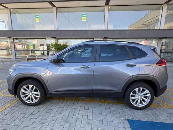 CHEVROLET-TRACKER-2021