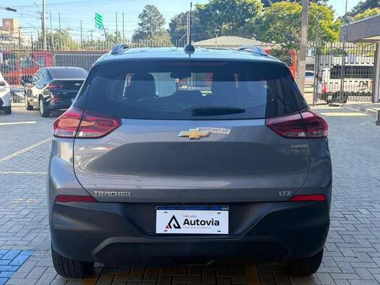 CHEVROLET-TRACKER-2021