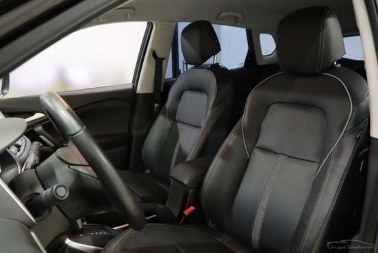 CHEVROLET-TRACKER-2024