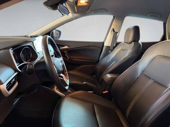 CHEVROLET-TRACKER-2024