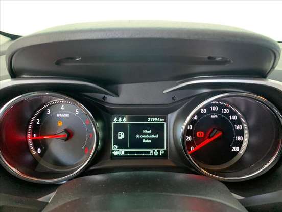 CHEVROLET-TRACKER-2023