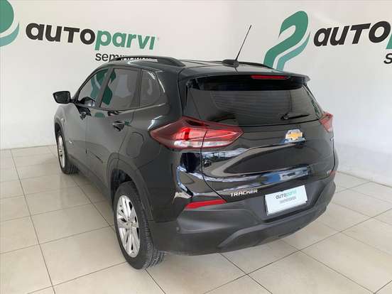 CHEVROLET-TRACKER-2023