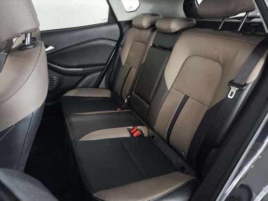 CHEVROLET-TRACKER-2025