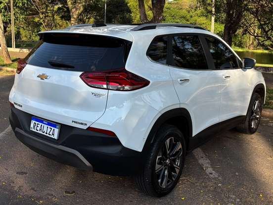 CHEVROLET-TRACKER-2024