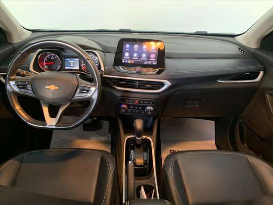 CHEVROLET-TRACKER-2023