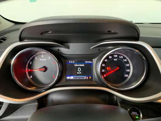 CHEVROLET-TRACKER-2023