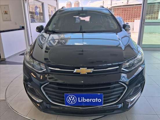 CHEVROLET-TRACKER-2017