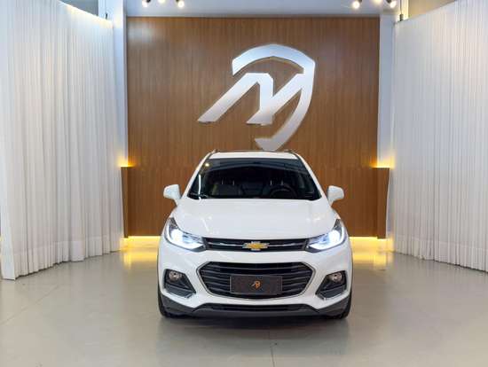 CHEVROLET-TRACKER-2017
