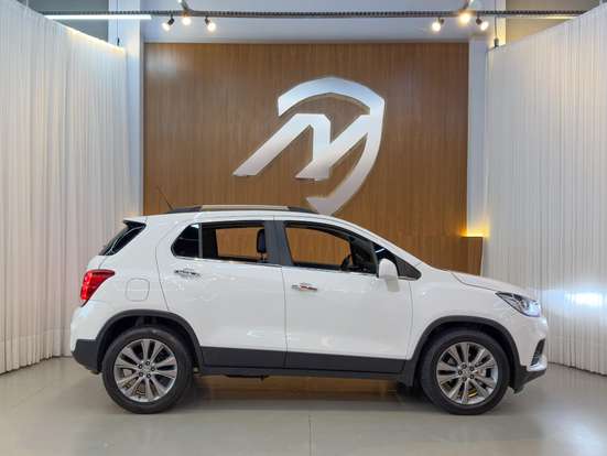 CHEVROLET-TRACKER-2017
