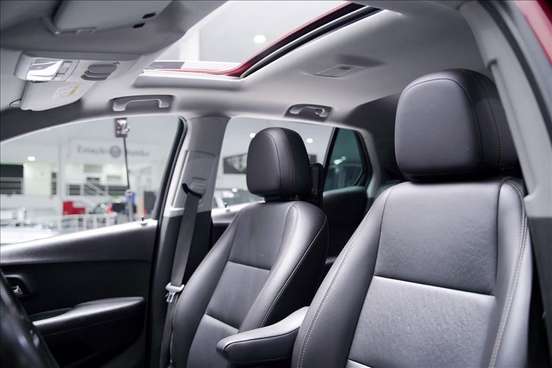 CHEVROLET-TRACKER-2019
