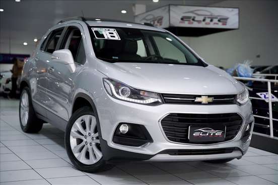 CHEVROLET-TRACKER-2018