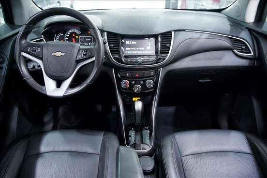 CHEVROLET-TRACKER-2018