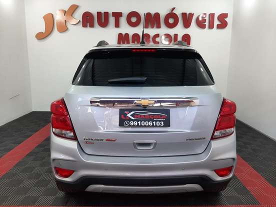 CHEVROLET-TRACKER-2018
